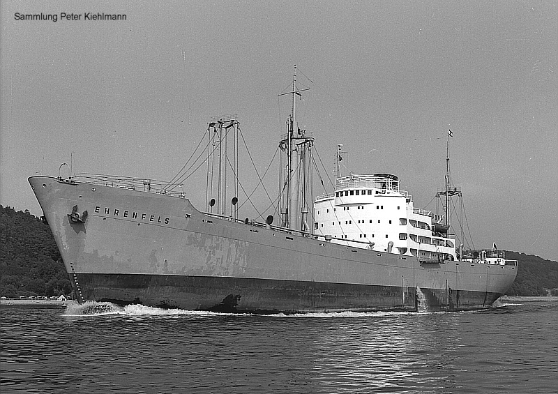 EHRENFELS (6) auf der Elbe.