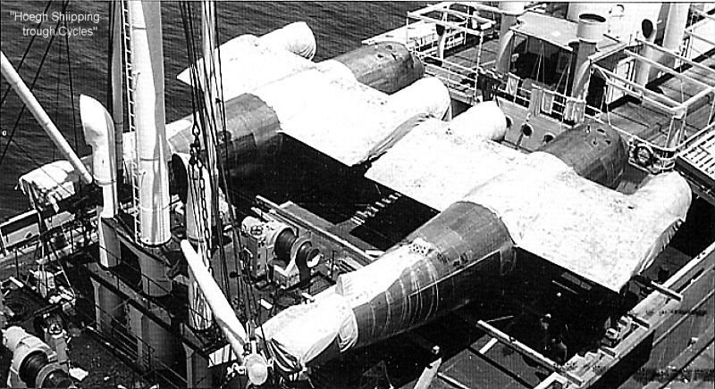 Zwei DC-5 als Decksladung auf HÖEGH SILVERCLOUD.