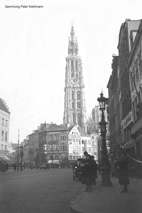 LAUTERFELS (2) in Antwerpen.
