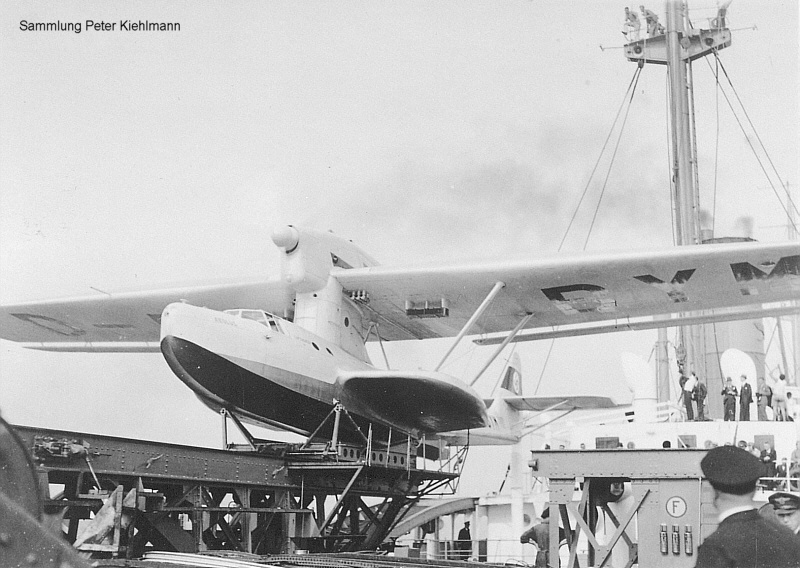 SCHWABENLAND startendes Flugboot.