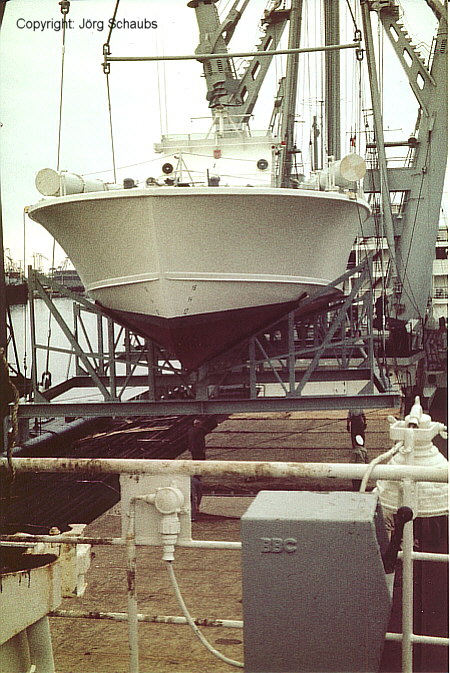 WARTENFELS (3) Schnellboot an Deck.